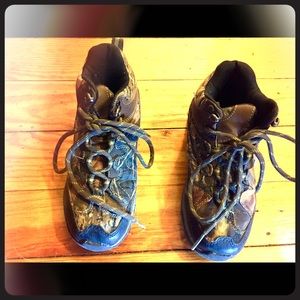 Boys Brahma Camo boots size 1